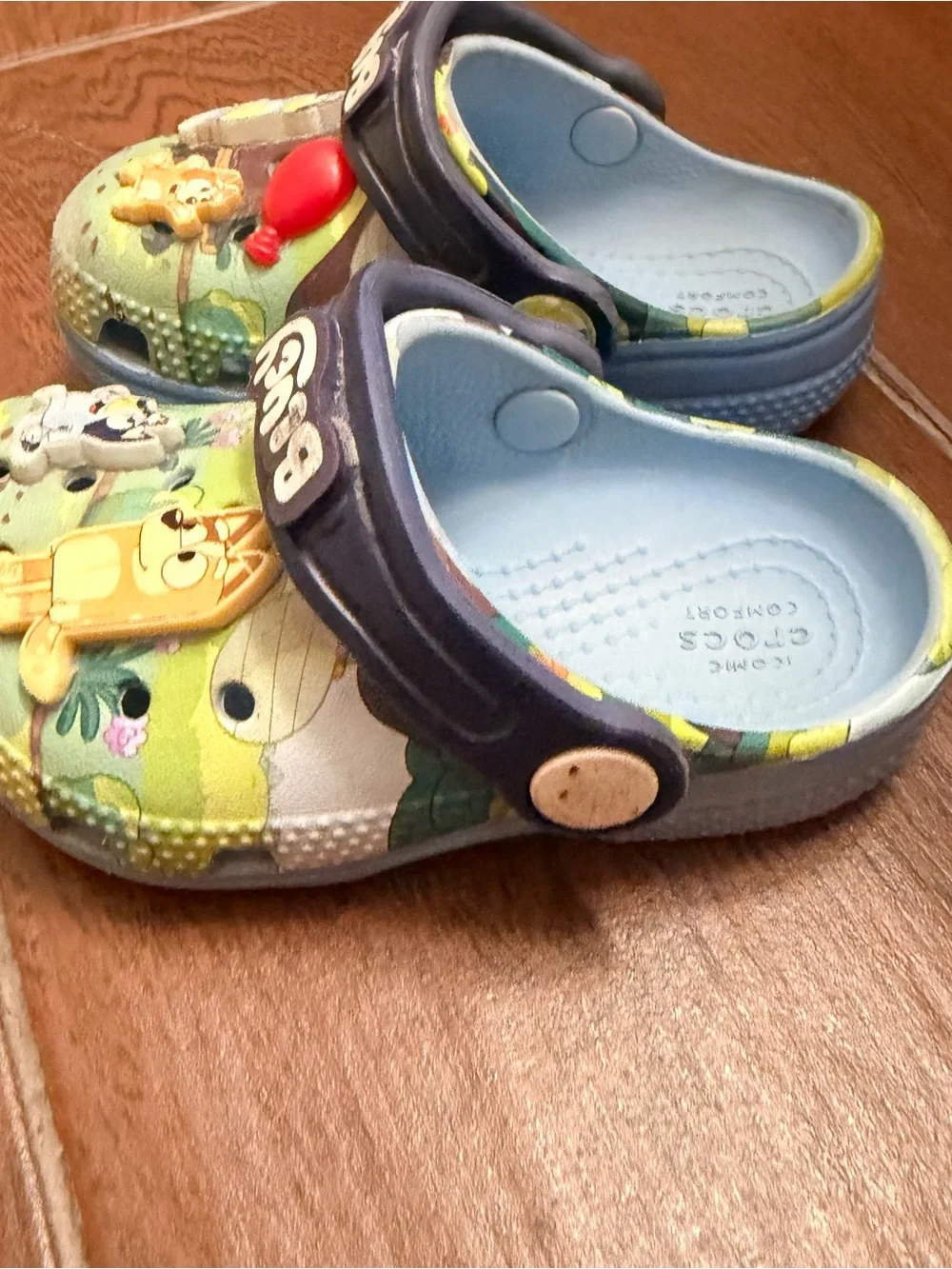CROCS Kids Slippers with Beads and Cartoon Charms.   Bluey Crocs Kids White Bead